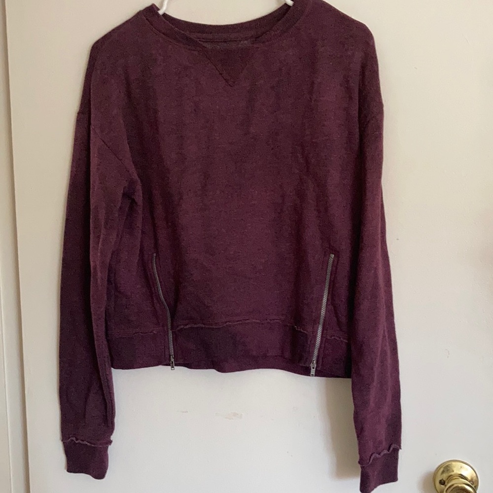 Sweatshirt top